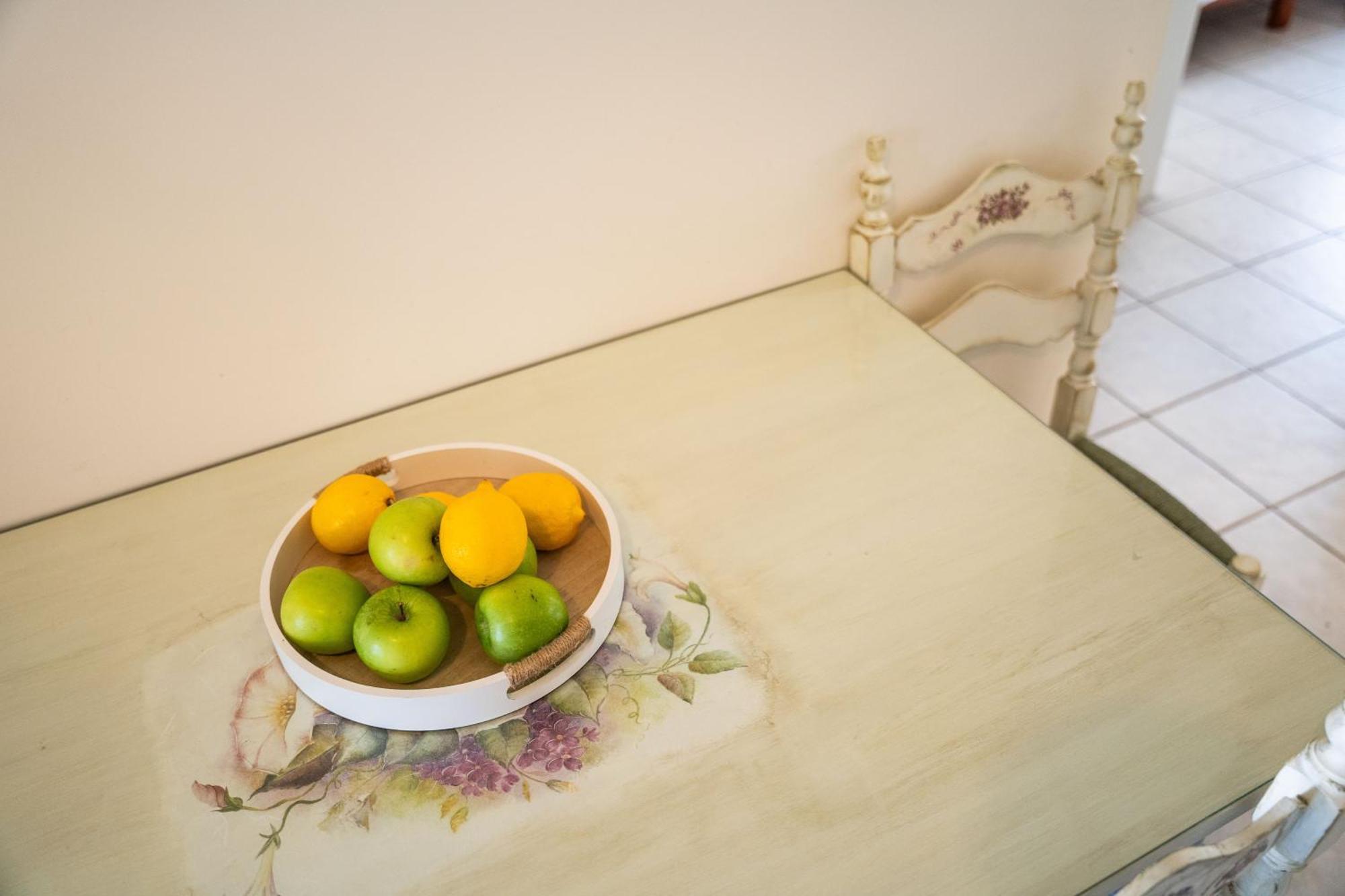 Angela Studios Sivota  Luaran gambar