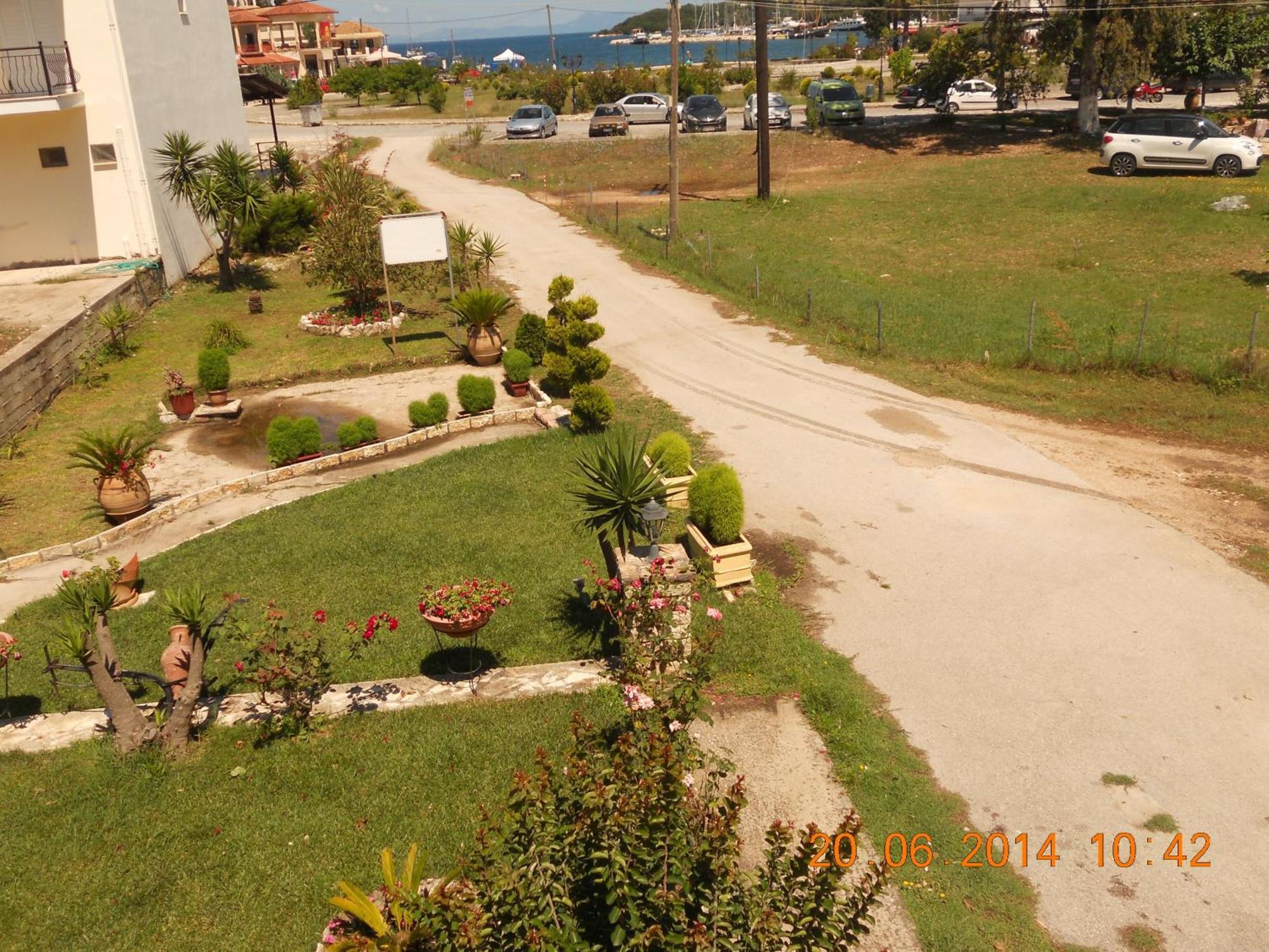 Angela Studios Sivota  Luaran gambar